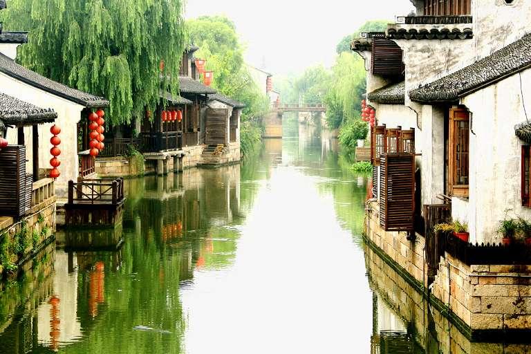 开市啦!“快乐老铁街”带你解锁“逗笑全国”的独家欢乐